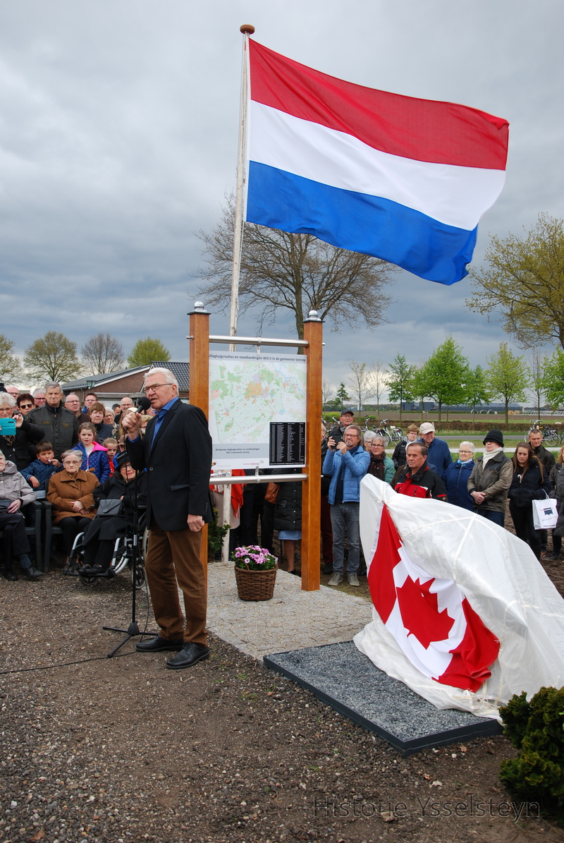 Overzichtsfoto tijdens speech Lei Potten.